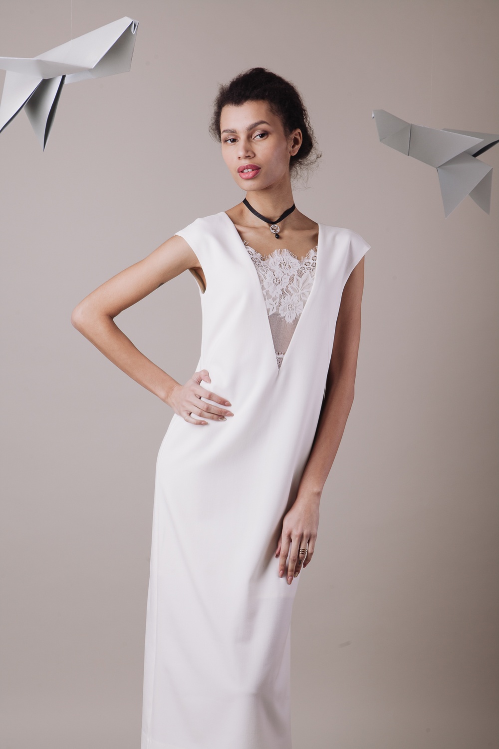 *Dress with a lace insert in ivory colour+