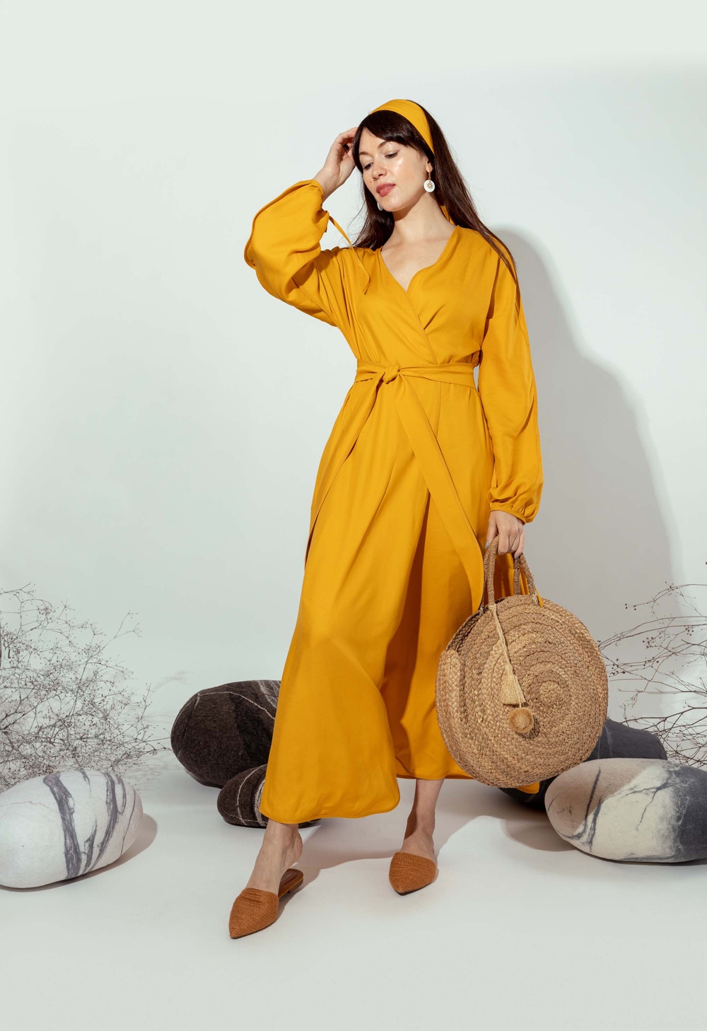 Платье с кантом на запах из итальянской вискозы цвет манго 022б_mango фото