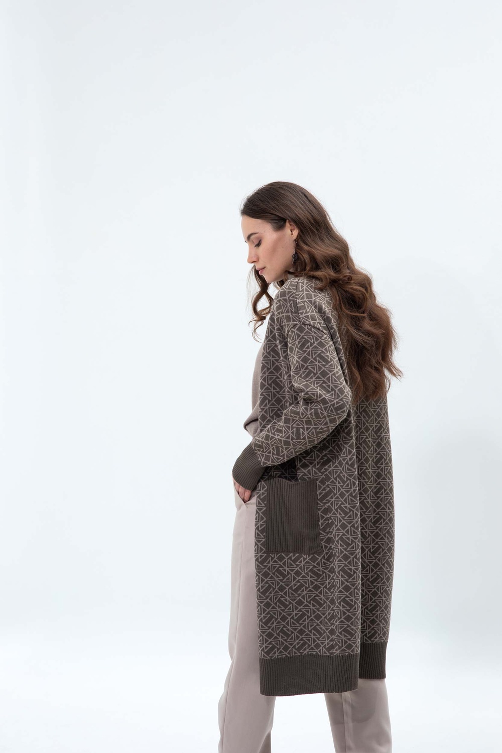 Long cardigan knitted from merino wool taupe logo, Gray, S